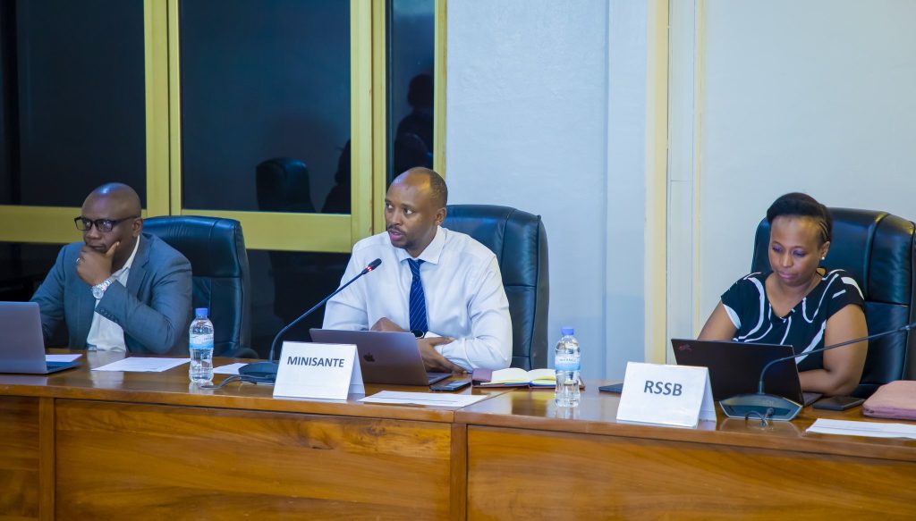 Hari indwara zitandura zigiye kujya zivurirwa kuri Mituweli