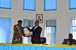 Rubavu: Abasirikare bashimye  uko abaturage  begerejwe ingufu z’amashanyarazi
