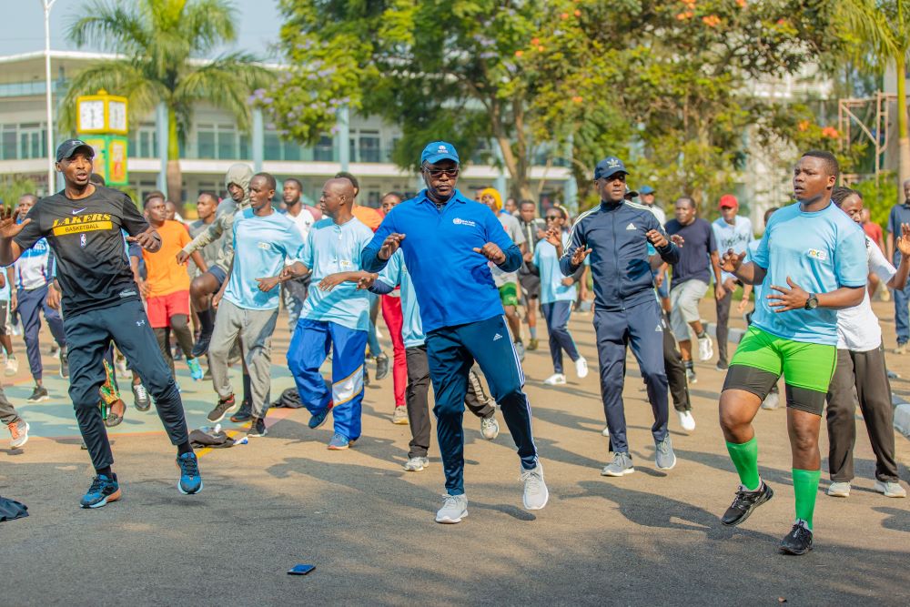 MINISANTE yaburiye abarya bakananywa isukari n’umunyu byinshi