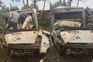 Rusizi: Imodoka yabuze feri ihitana shoferi n’abagore babiri atwaye