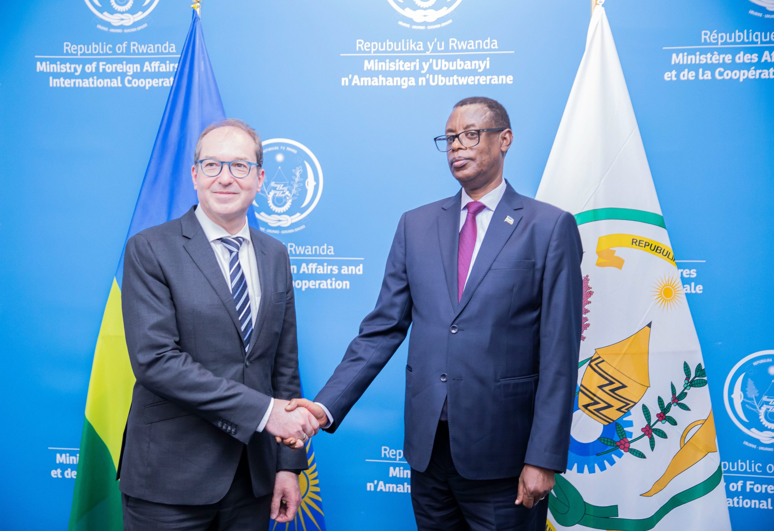 Gen (Rtd) Kabarebe yakiriye Dobrindt Umudepite mu Budage