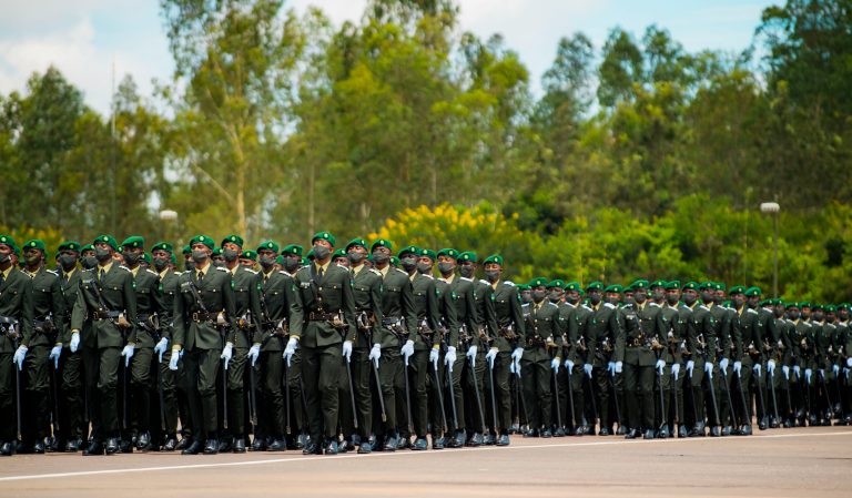 Abahanga bifuza kwinjira mu Ngabo z’u Rwanda bahawe rugari