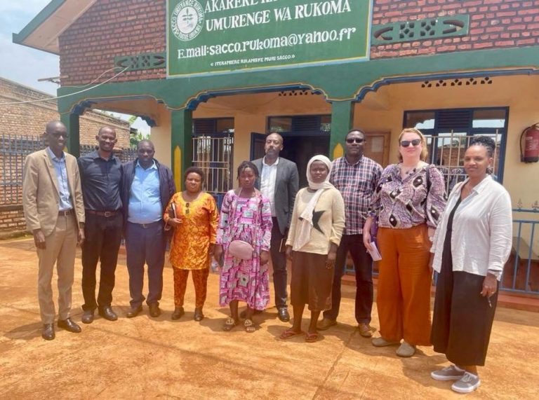Ambasade y’u Bwongereza mu Rwanda yakomoje ku mikorere ya Sacco mu Rwanda