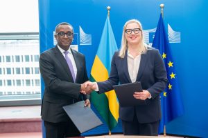 U Rwanda na EU byemeje gusigasira uruhererekane rw’ibikoresho fatizo