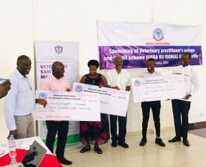 Abavuzi b’amatungo bishatsemo ibisubizo bashinga ikimina cyo kubagoboka