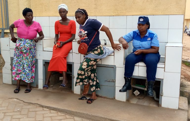 Muhanga: Bashengurwa n’ibikorwa remezo byo gukaraba intoki bitagikoreshwa