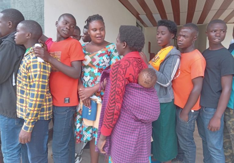Agahinda k’abaturage b’i Musanze bagejeje imyaka 30 batarabona indangamuntu