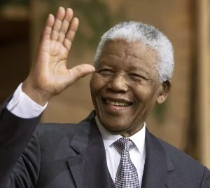 Nelson Mandela yafunguwe ku ya 11 Gashyantare 1990
