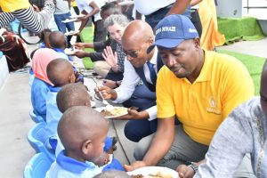 Ngoma: Barashima ABUSOL Ltd yaboroje inkoko ikabegereza n’amagi abarinda igwingira