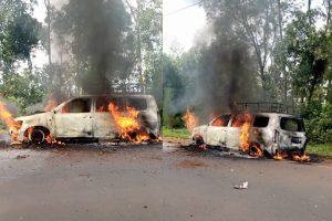 Rusizi: Imodoka y’Abanyekongo yerekezaga i Bukavu yahiye abaturage baratabara