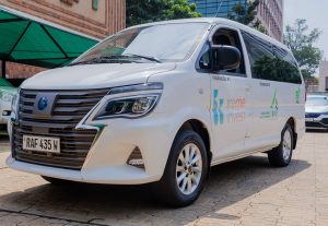 Ibigo byo mu Rwanda byoroherejwe gutunga imodoka zikoresha amashanyarazi
