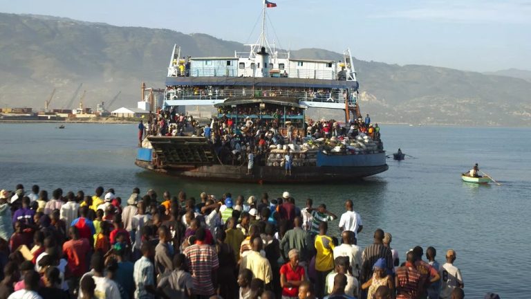 Misiri: Impanuka y’ubwato yaguyemo abantu 10
