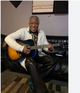 George Cameron wamamaye mu itsinda The Spinners agiye gutaramira i Kigali