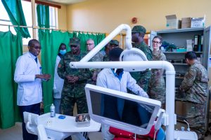 Abaturage banyuzwe n’ubuvuzi bw’ itsinda ry’abasirikare b’Amerika n’ab’u Rwanda