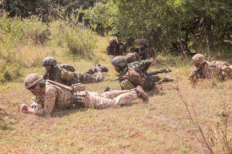 Abasirikare ba RDF basoje imyitozo y’ibyumweru bibiri muri Kenya&nbsp;