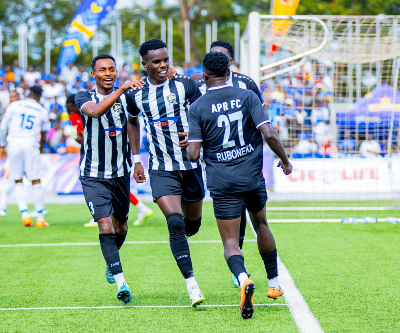 APR FC yatsinze Rayon Sports ishyiramo ikinyuranyo cy’amanota 13