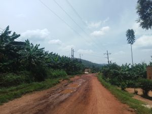 Kirehe: Imodoka zahagaritse gutwara abagenzi kubera umuhanda wangiritse