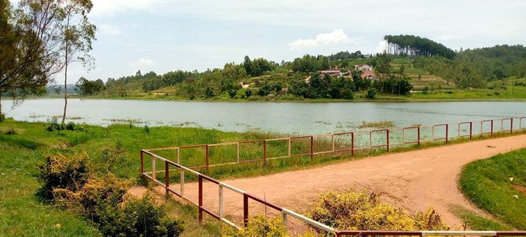 Muhanga: Asaga miliyoni 800 azifashishwa mu gutunganya icyuzi cya Rugeramigozi