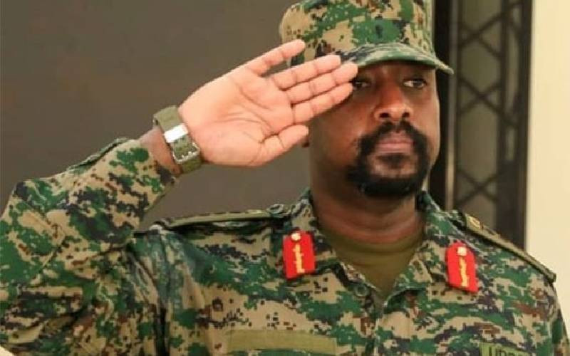 Gen. Kainerugaba yagizwe Umugaba Mukuru w’Ingabo za Uganda