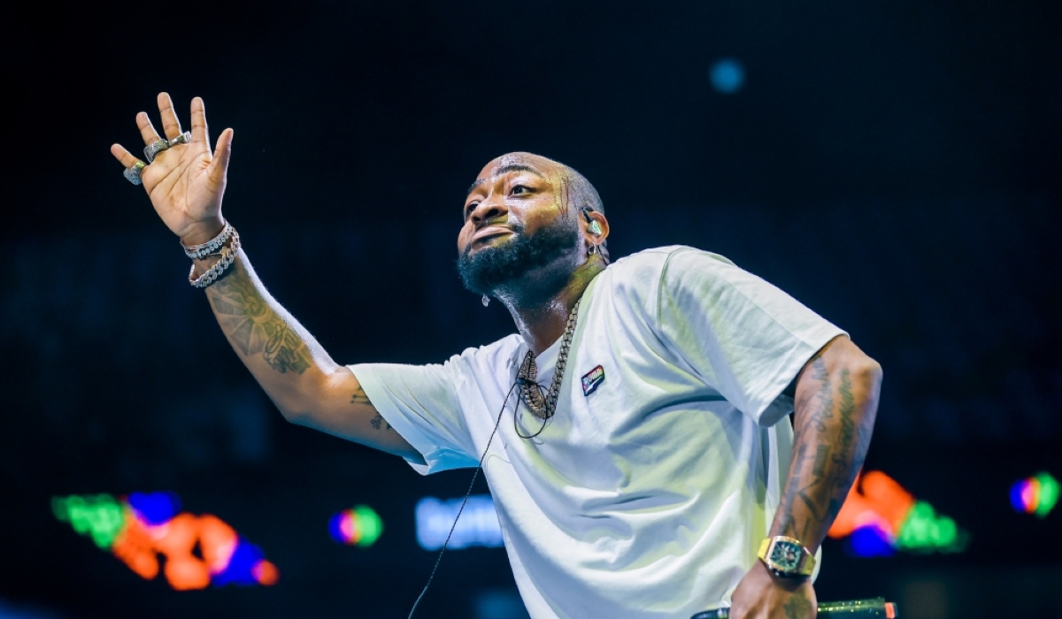 Davido yashyize ahagaragara amashusho y’indirimbo ye yafatiwe muri BK Arena