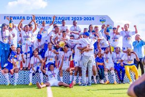 Rayon Sports WFC yashyikirijwe igikombe cya shyampiyona yegukanye