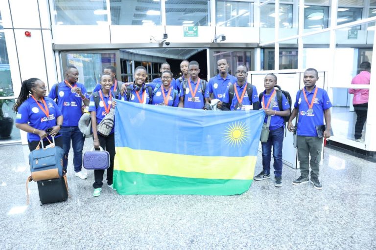 U Rwanda rwahawe umudari mu marushanwa ya ‘First Lego League Competition’ (Amafoto & Video)