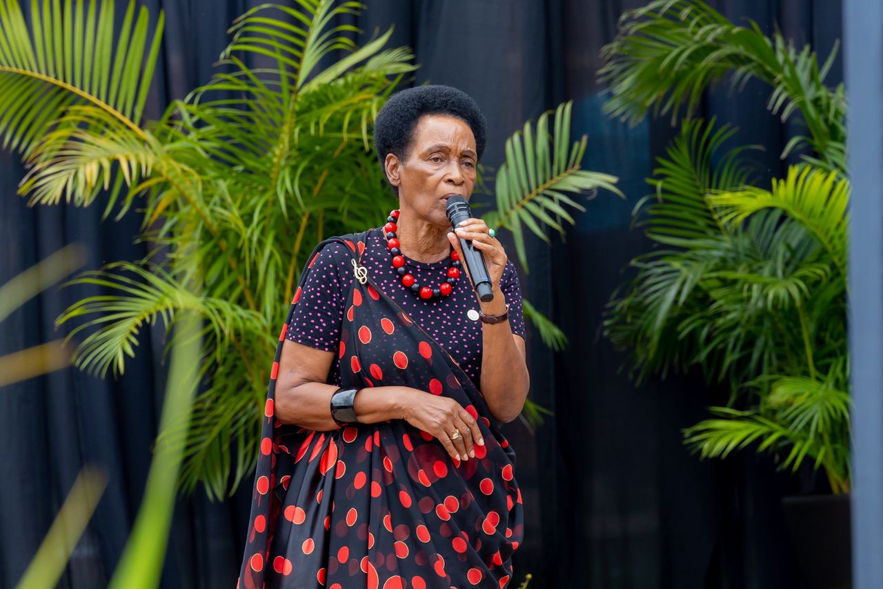 Ntikwari uguhimba gusa byari nko kuruka ibyo wabonye –Nyiranyamibwa 