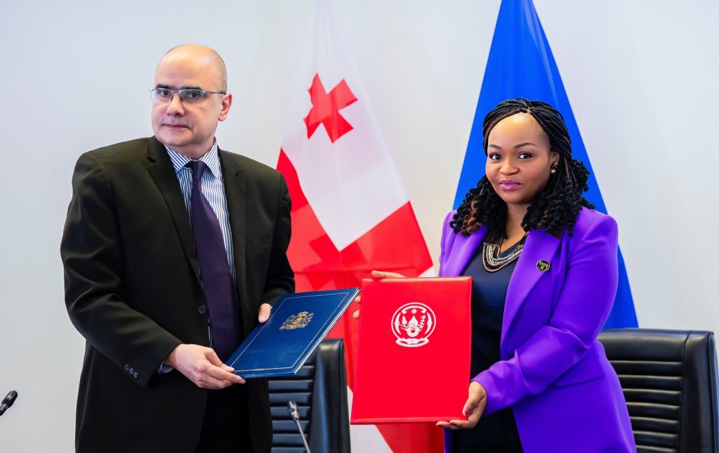 U Rwanda na Georgia byiyemeje ubufatanye mu bya politiki no guhugura Abadipolomate