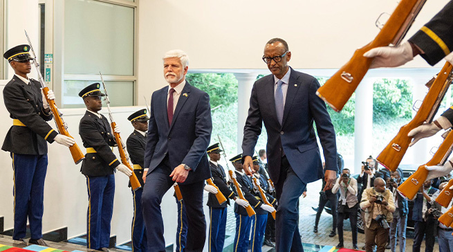 Perezida Kagame yagiranye ibiganiro na Perezida Petr Pavel wa Repubulika ya Czech