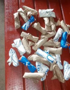 Rusizi: Abayede bafashe umusore ufite urumogi