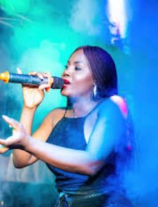 Iryn Namubiru yateguje kuzakora amateka mu gitaramo afatanyijemo na Swangz Avenue