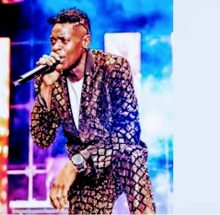Chameleon yateguye igitaramo kizinjiramo umugabo kigasiba undi