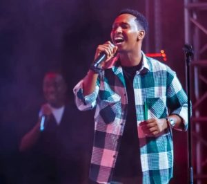 Urukundo Mbonyi yeretswe rwatumye haba impinduka mu gitaramo afite mu Bubiligi