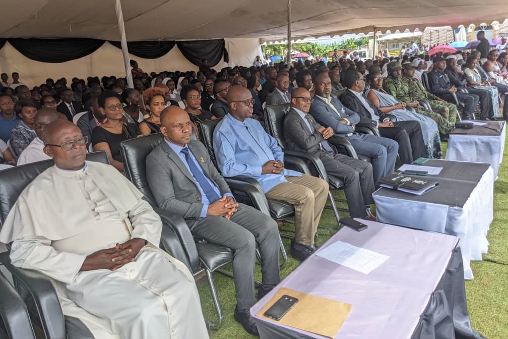 Nyamasheke: Baramagana Padiri Nahimana Thomas ugihirahira ashaka abo akoresha