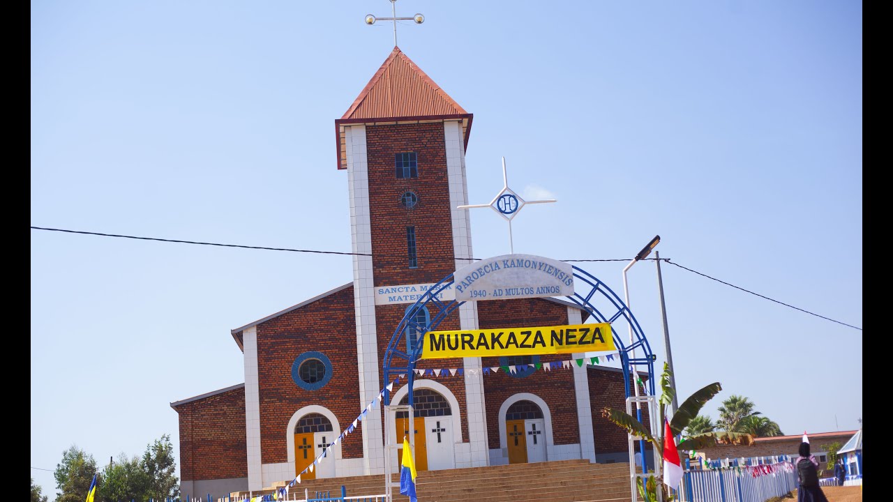 Abatutsi bahungiye kuri Paruwasi ya Kamonyi Padiri mukuru Ntahobari arabirukana