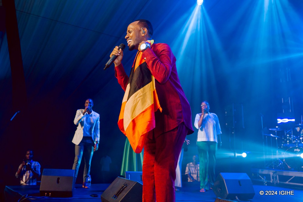 Umuramyi Prosper Nkomezi ategerejwe muri Uganda