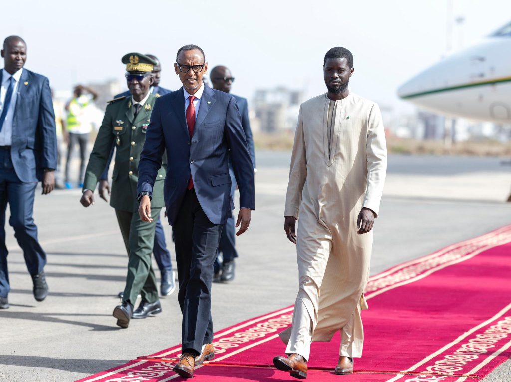 Perezida Kagame yageze i Dakar muri Senegal
