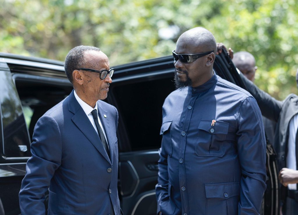 Perezida Kagame yageze i Conakry yakirwa na Perezida  Doumbouya 