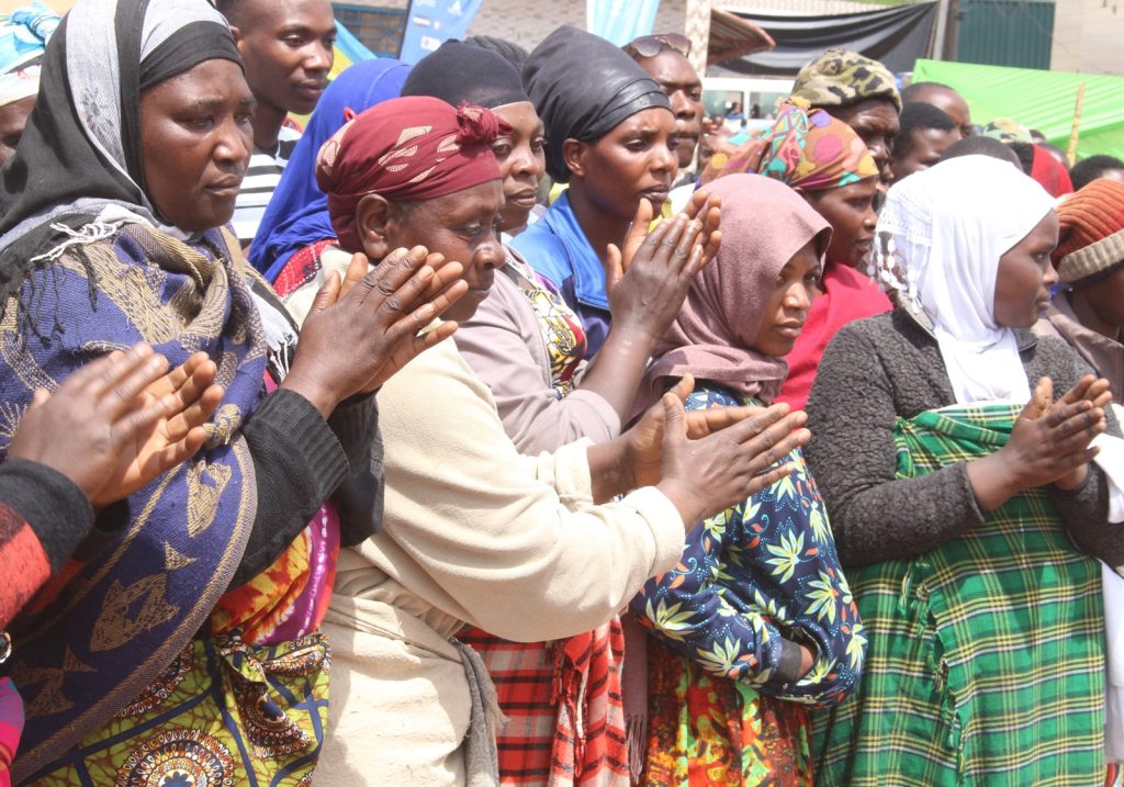 Abaturage bo mu Bigogwe bati, “Uwo tuzatora turamuzi”