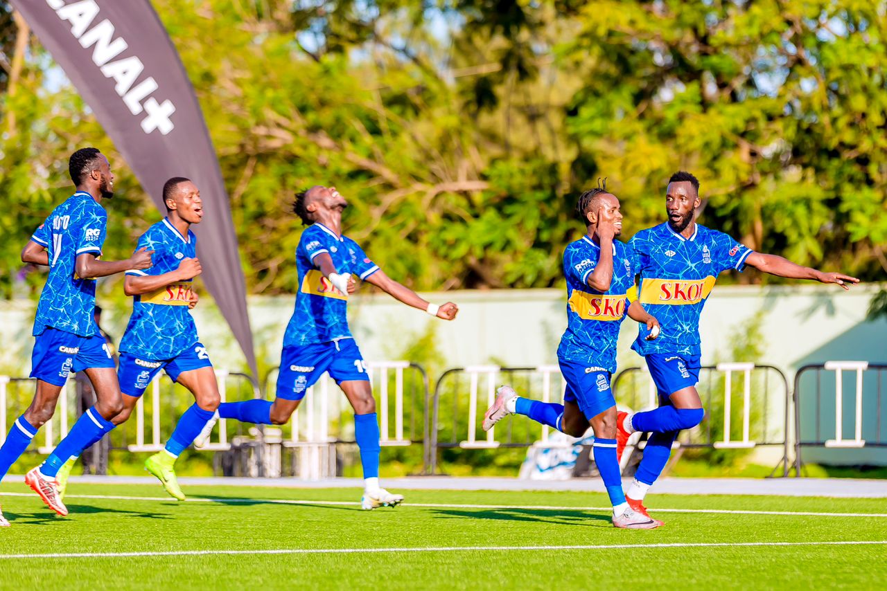 Rayon Sports yanyagiye AS Kigali yayibanje ibitego bibiri 