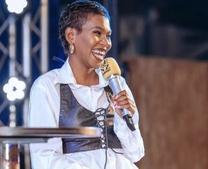 Gukunda umuziki byatumye Alyn Sano yanga akazi akurikira inzozi ze&nbsp;