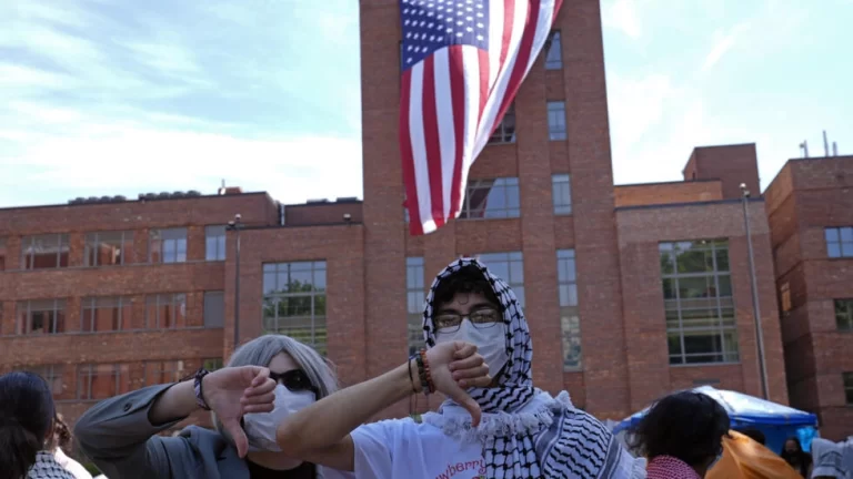 Amerika: Imyigaragambyo y’abanyeshuri barwanya intambara muri Gaza yakomereje Canada