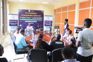 Bugesera: Harabarurwa ubutaka busaga 40,000 butarabarurwa