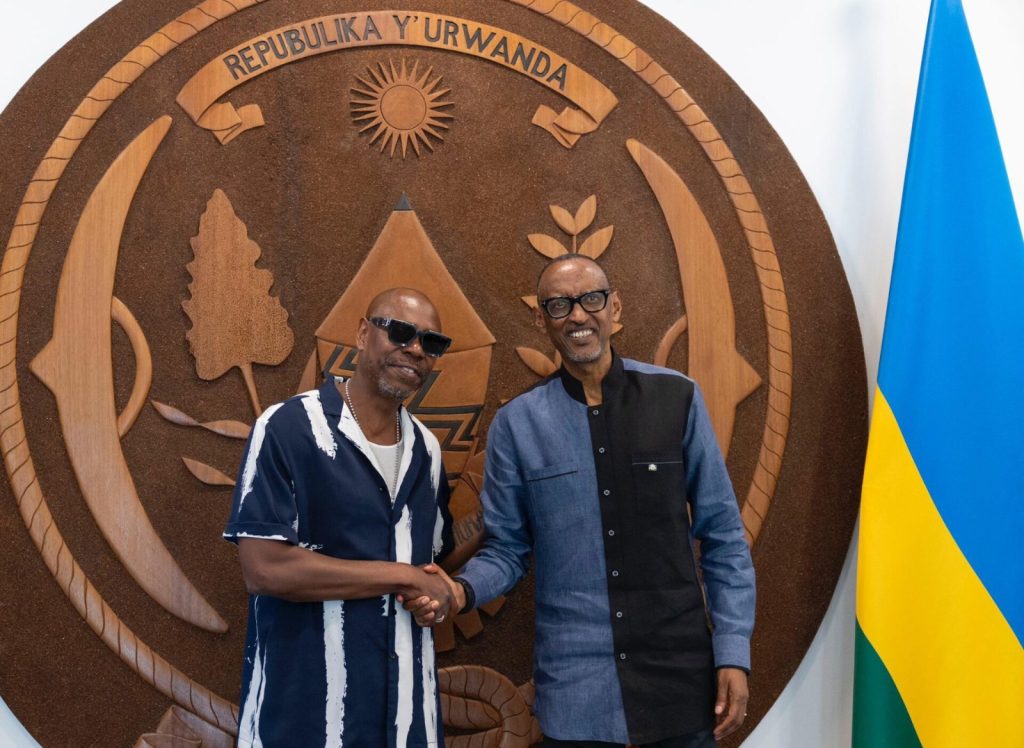 Perezida Kagame yakiriye umunyarwenya Dave Chapelle