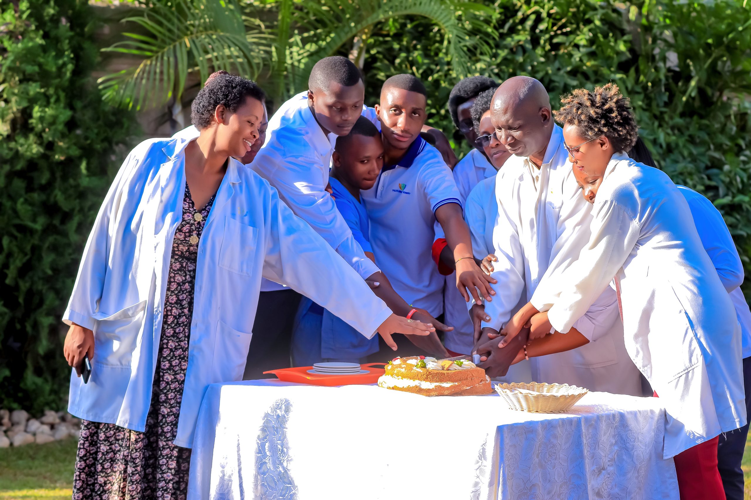Abakozi ba ‘Polyclinic Saint Robert’ bizihije umunsi mpuzamahanga w’umurimo