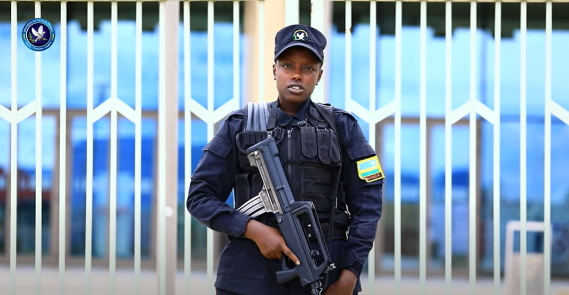 Abagore bo muri Polisi baterwa ishema n’akazi bakora