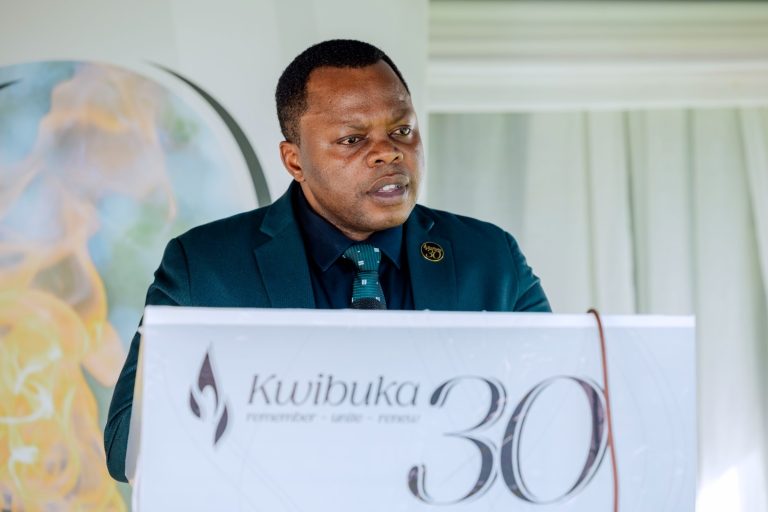 Perezida Kagame ni we urubyiruko rwafatiraho icyitegererezo gusa- Dr Utumatwishima