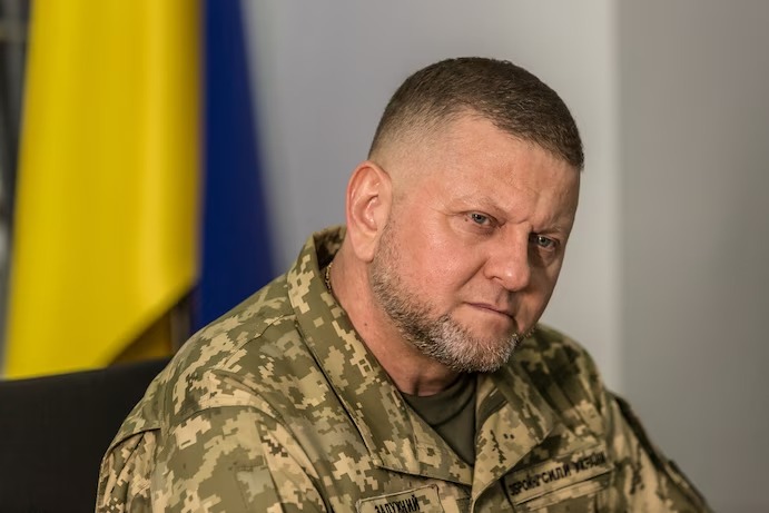 Uwari Umugaba Mukuru w’Ingabo za Ukraine yagizwe Ambasaderi mu Bwongereza