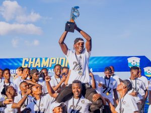 APR FC yashyikirijwe igikombe cya shampiyona cya 22 yegukanye