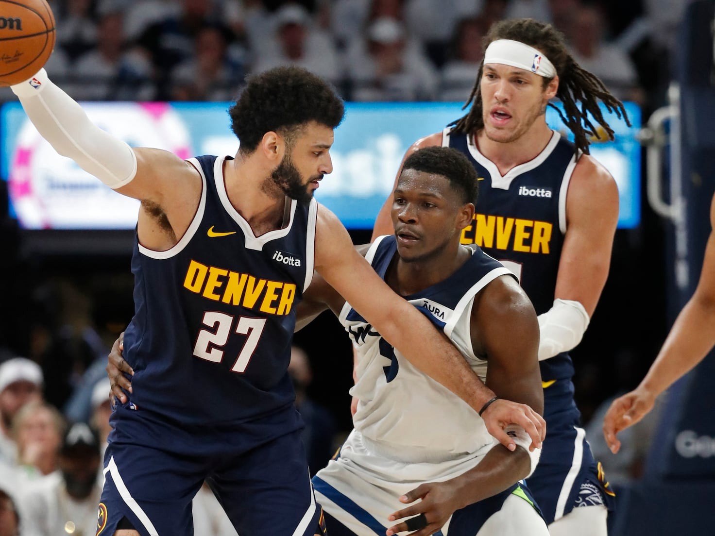 NBA: Minnesota yabujije Denver kugera ku mukino wa nyuma wa kamarampaka